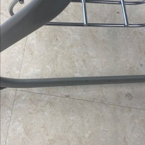 Meet your Posher, Leo